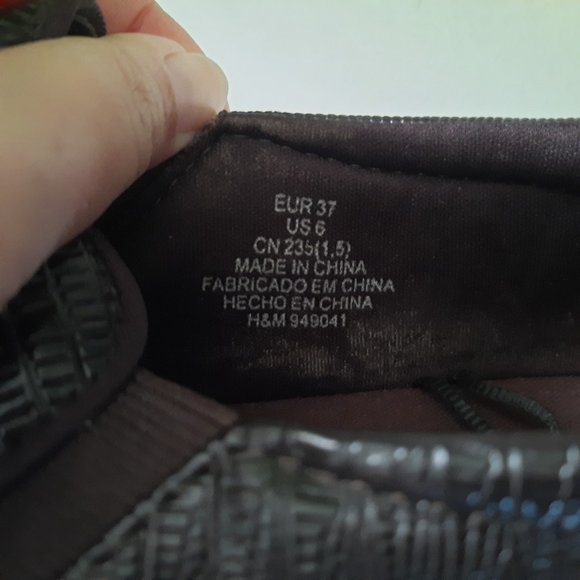 H&M Croc Textured Slip-on Sneakers - Plum Purple - Picture 12 of 16